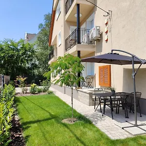  Apartmán Paskal-lux With Free Parking And Air Conditioner