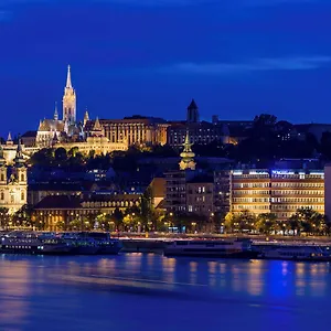 4* Hotel Novotel Danube
