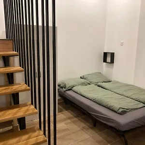 Roland Downtown - Keleti Apartament