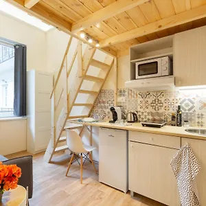 Mezzanine - Air Conditioned Apartament