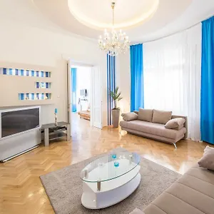 Spirit Nador Ter Будапешт